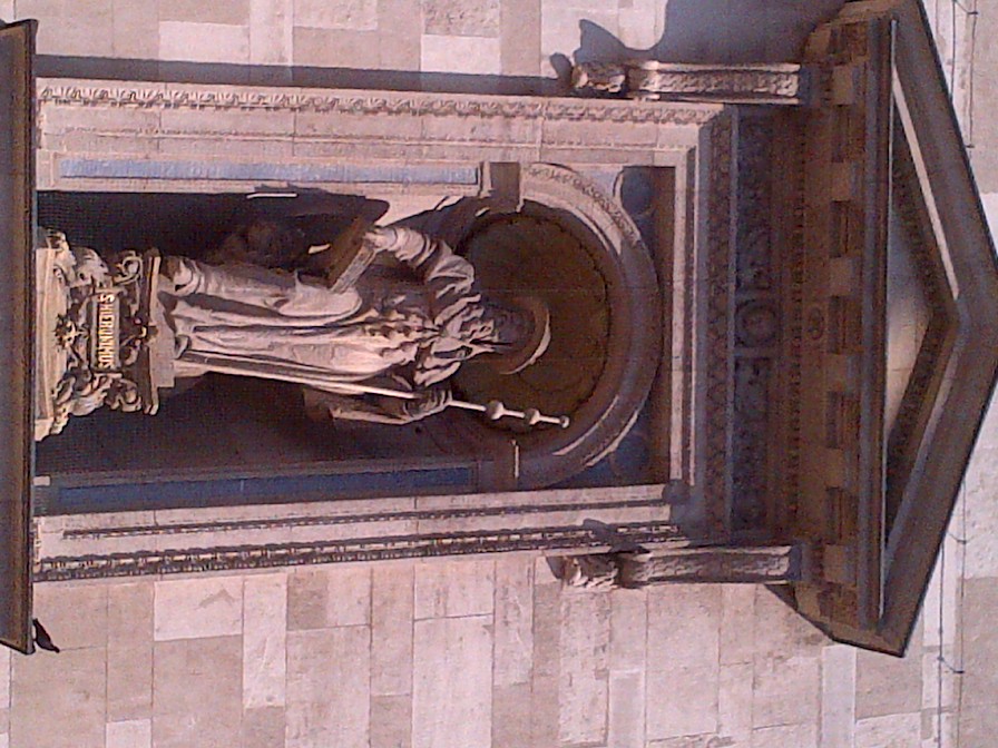 IMG-20130831-01009.jpg Gandalf