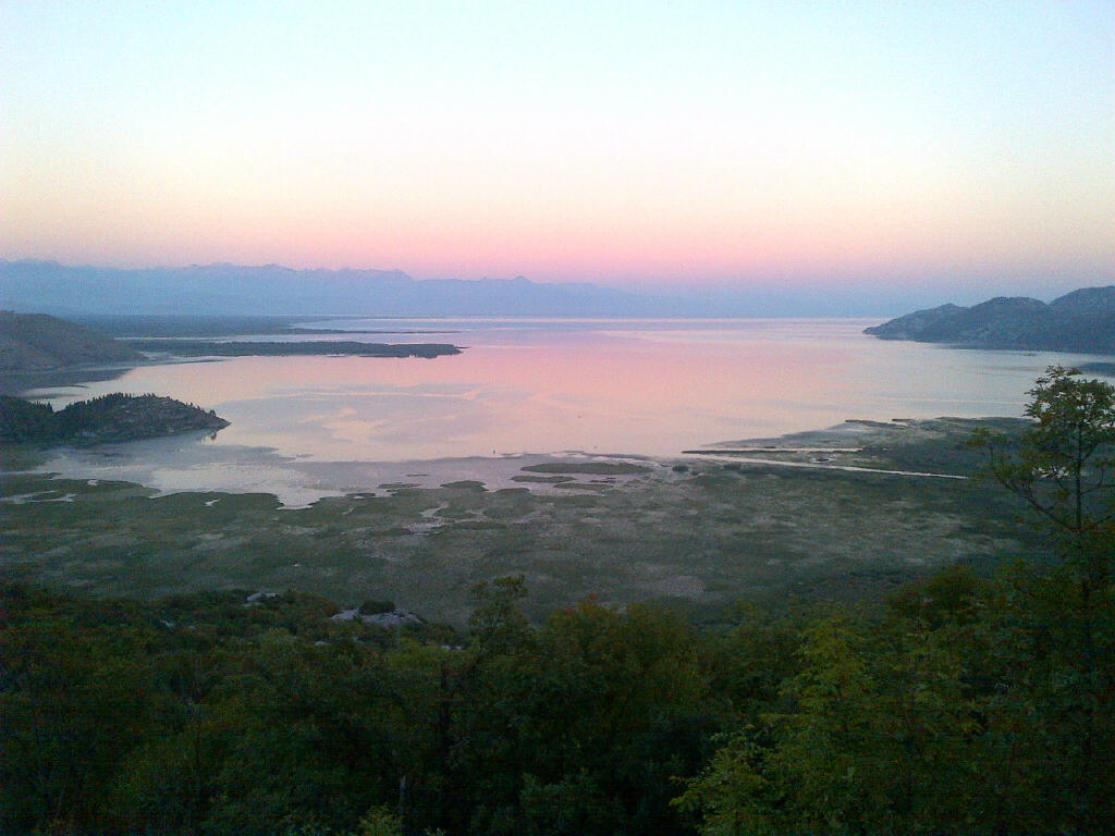 IMAGE2.jpg Skader Lake, biggest lake in the Balkans