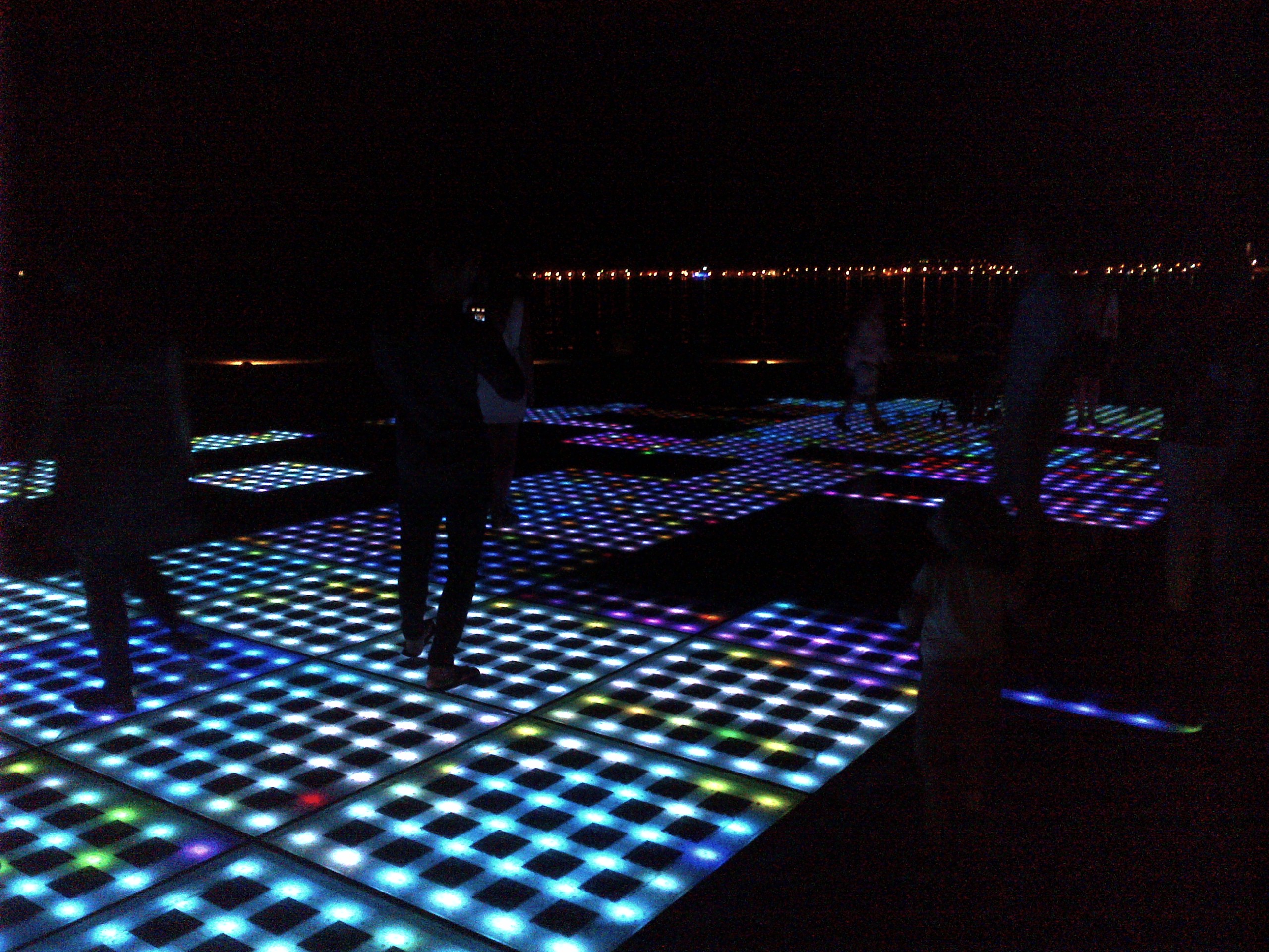 IMG-20130904-01092.jpg Near the Sea Organs, solar powered light show