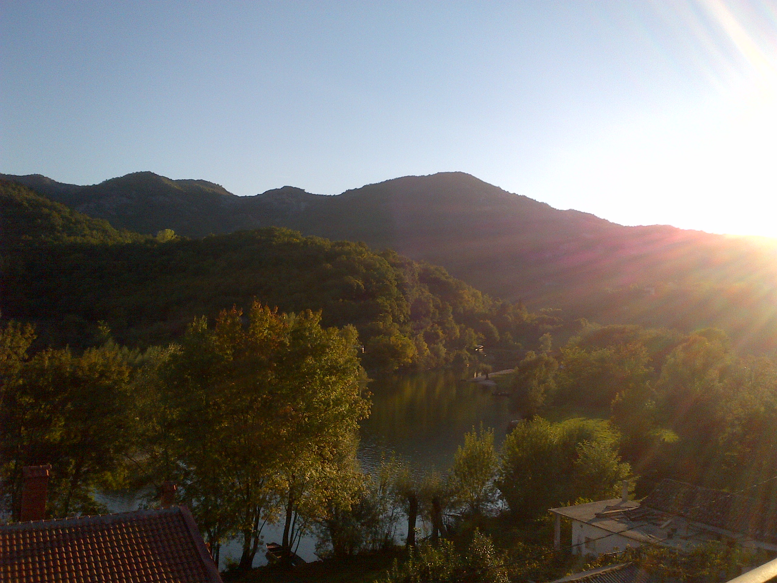 IMG-20130924-01168.jpg Lunchtime view