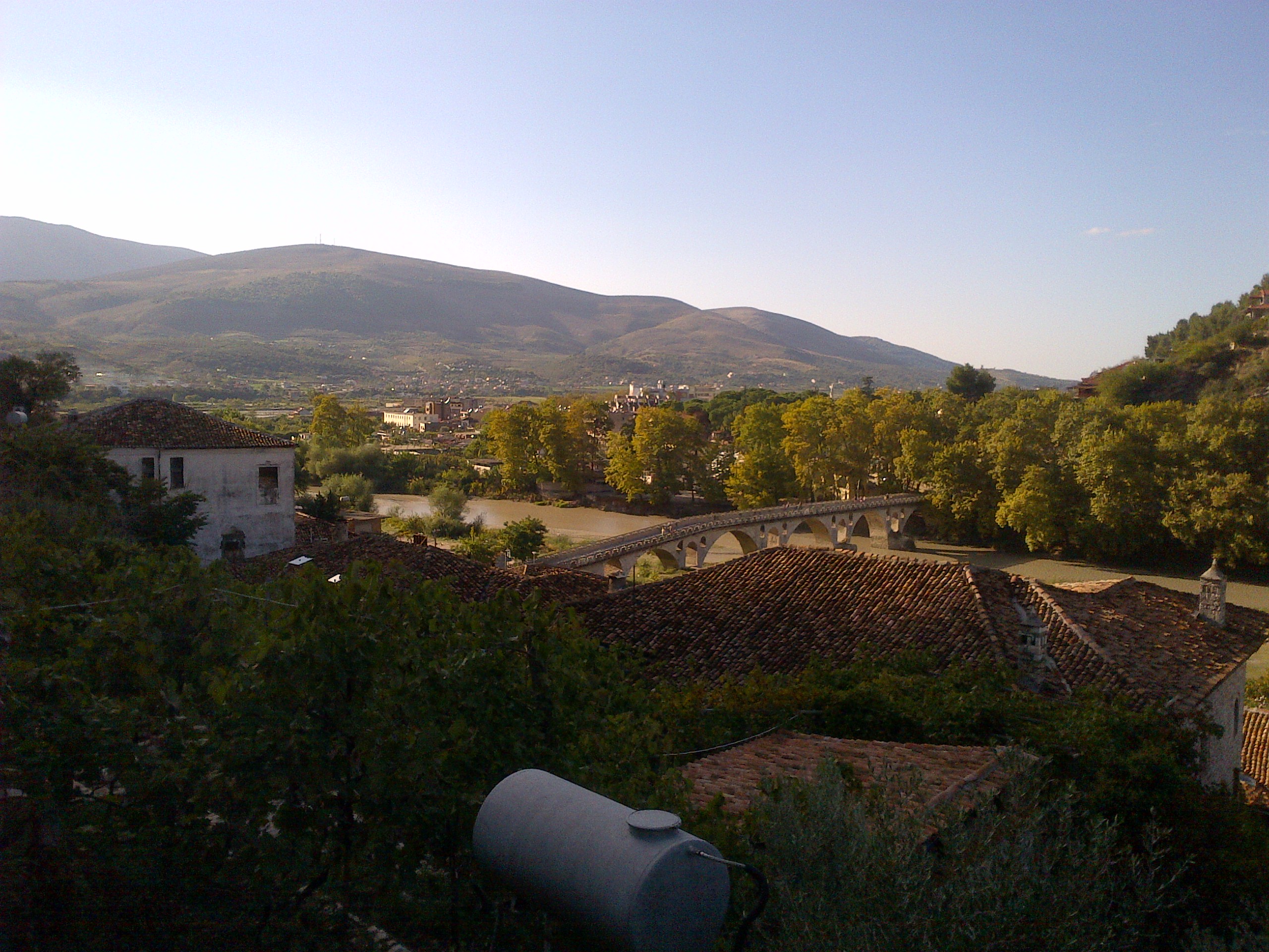 IMG-20131002-01181.jpg Berat, view from the hostel