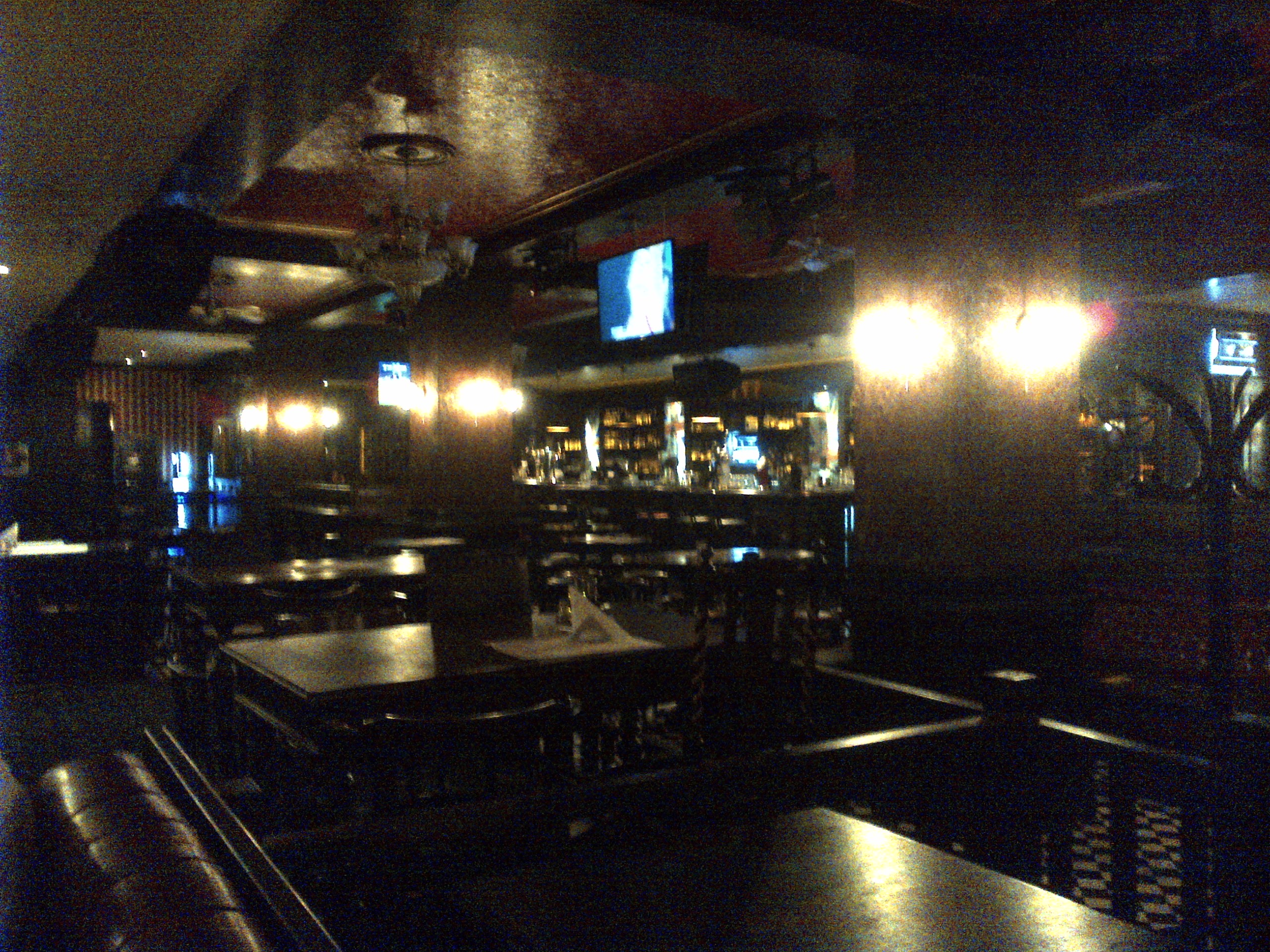 IMG-20131018-01211.jpg An excellent and most classy cabaret bar that was so much fun